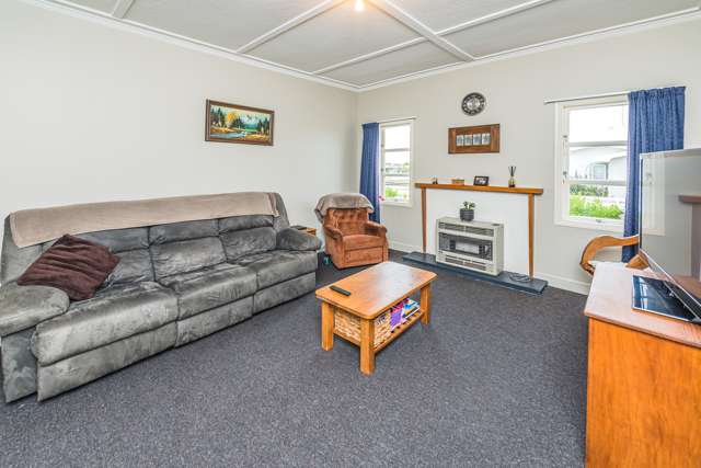 35 Surrey Road Springvale_1