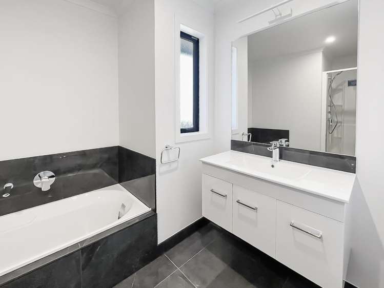 11 Gibraltar Way Fitzherbert_11