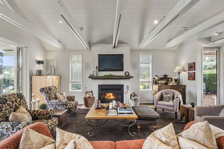 18 Beacon Road Riverhead_1