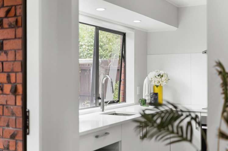 1/4 Tomintoul Place Highland Park_20