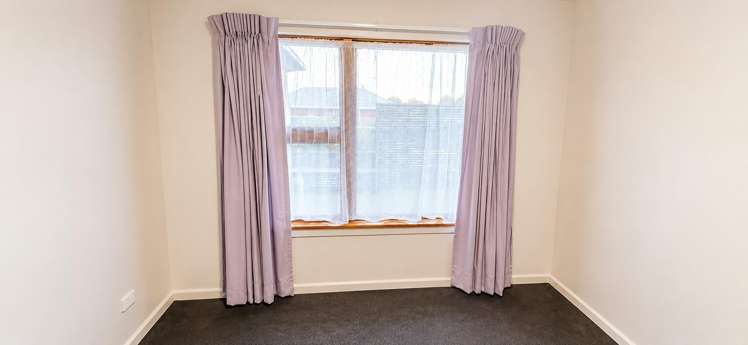 2 Blankney Street 10180_17