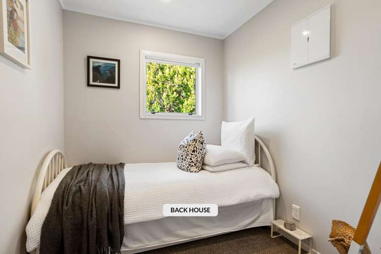 57 Onewa Road Northcote_24