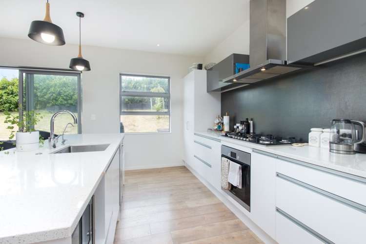 318 Birdwood Road Massey_5