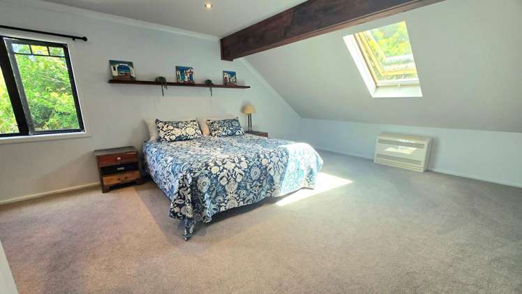 9 Water Race Lane Thames_18