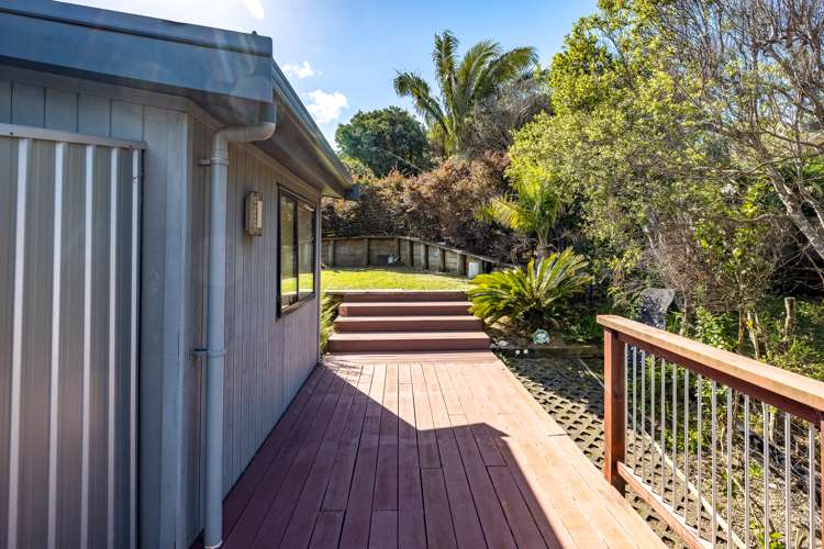 28c Beatty Parade Surfdale_27