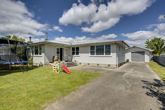 3 Hitchings Avenue Onekawa_3