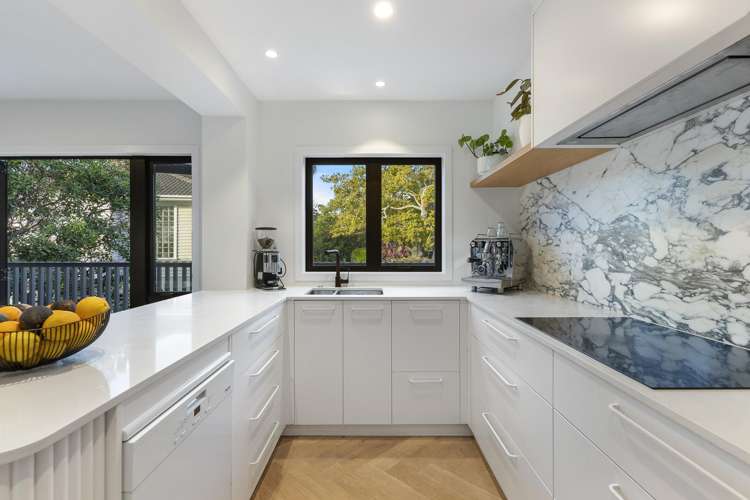 112 St Stephens Avenue Parnell_6