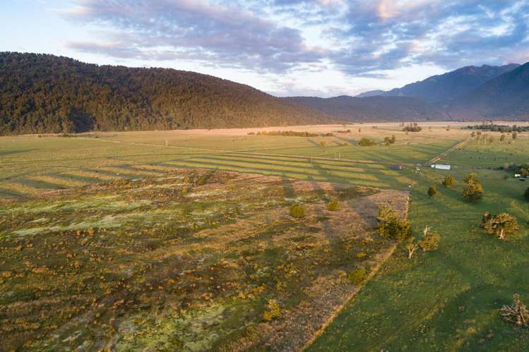 298 Cook Flat Road Fox Glacier_3