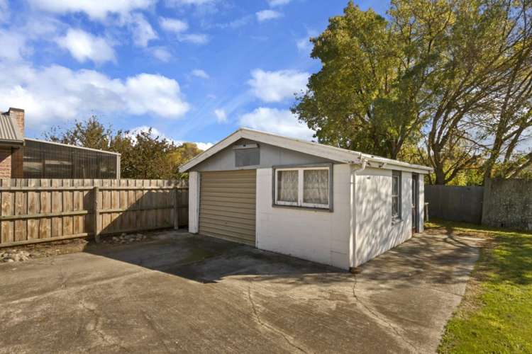 32 Carters Road Aranui_18
