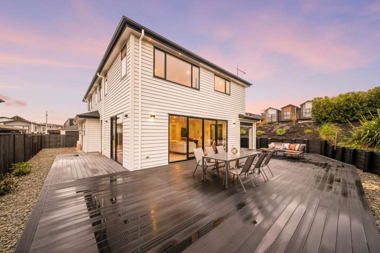 1 Luff Place Long Bay_22