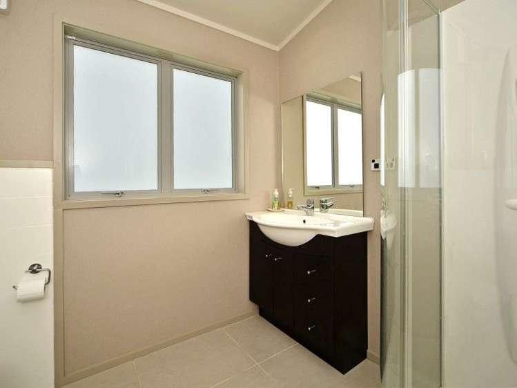 5 Pinedale Crescent Riversdale Beach_16