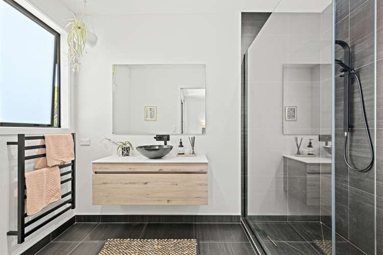 10 Shearwater Lane Point Wells_12