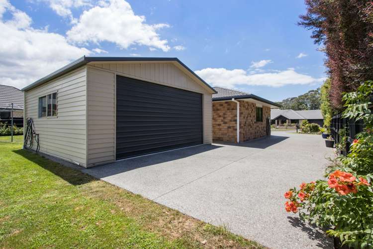 2 Bransley Grove Katikati_24
