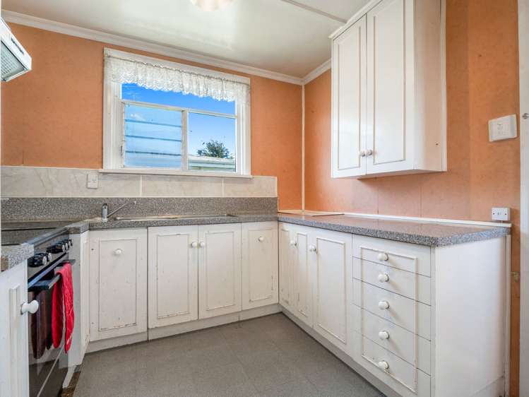 32 Farm Street Lumsden_16