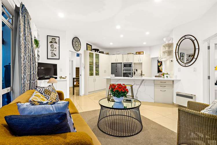 2/35 East Coast Road Milford_9