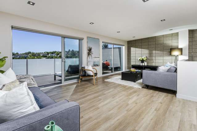 10/8 Wilk Lane Browns Bay_2