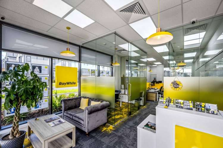 12 Henry Tayler Rise Wainui_5