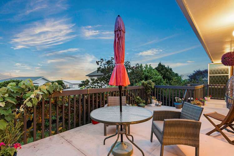 22 Taitua Drive Te Atatu South_33