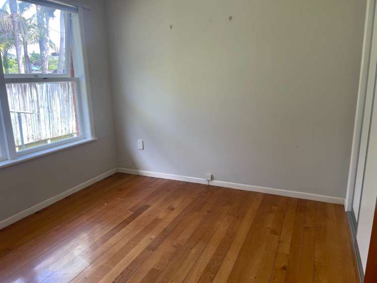 4/4 Penzance Road Mairangi Bay_6