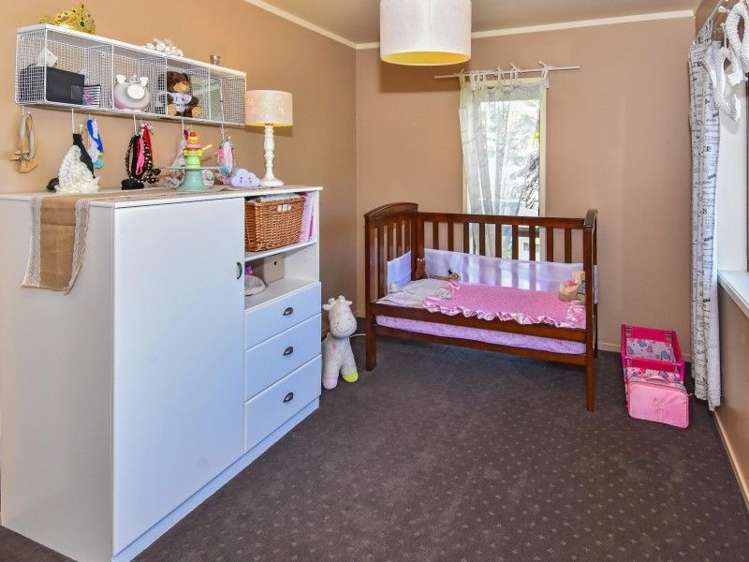 3 Tilia Place Totara Heights_11