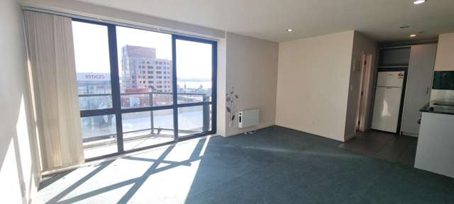 23F/76 Albert Street 10015_3