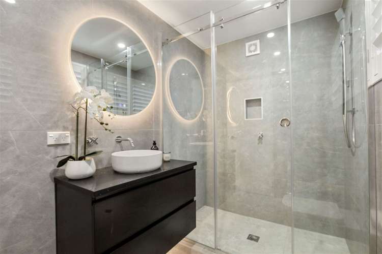 5b Reynolds Place Torbay_18