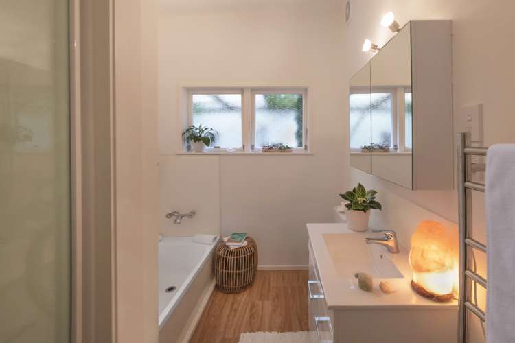 101 Churchill Drive Crofton Downs_13