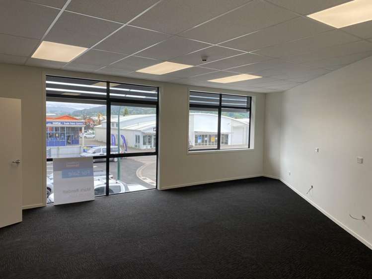 1/15 Waterford Street Mangakakahi_3