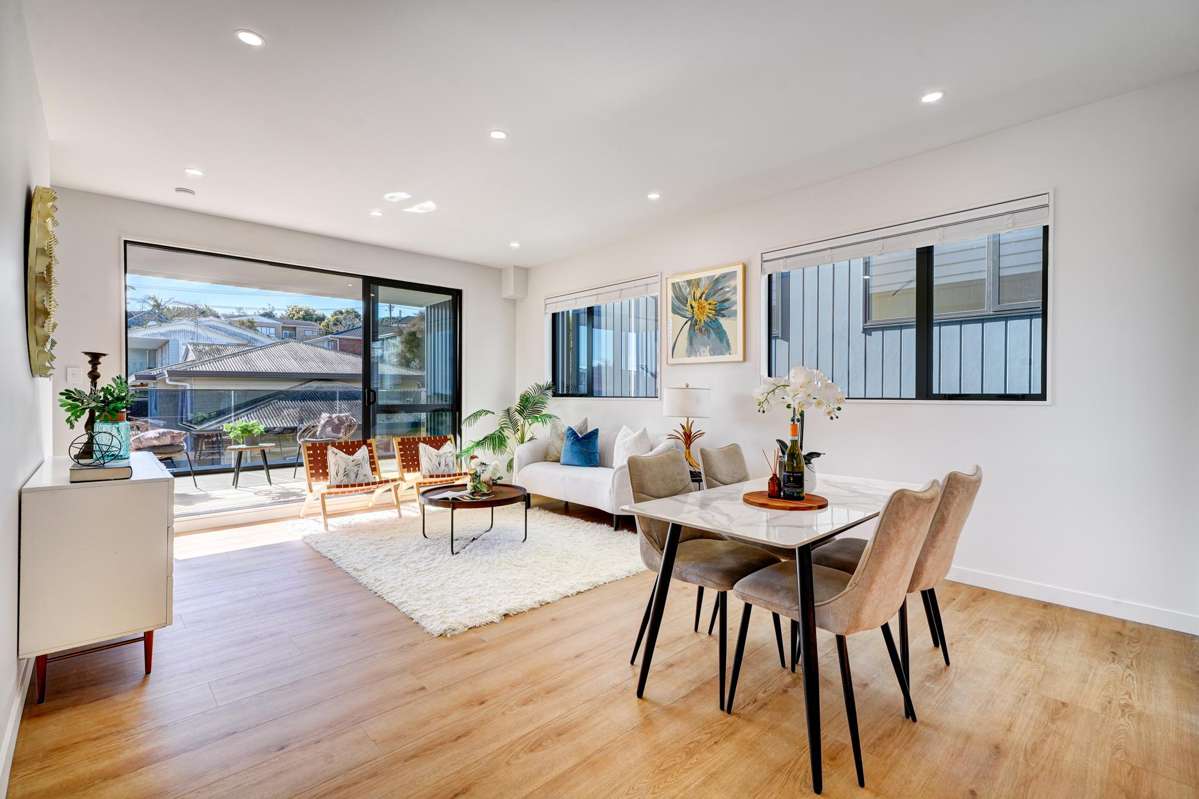 1/4 Powrie Street_4