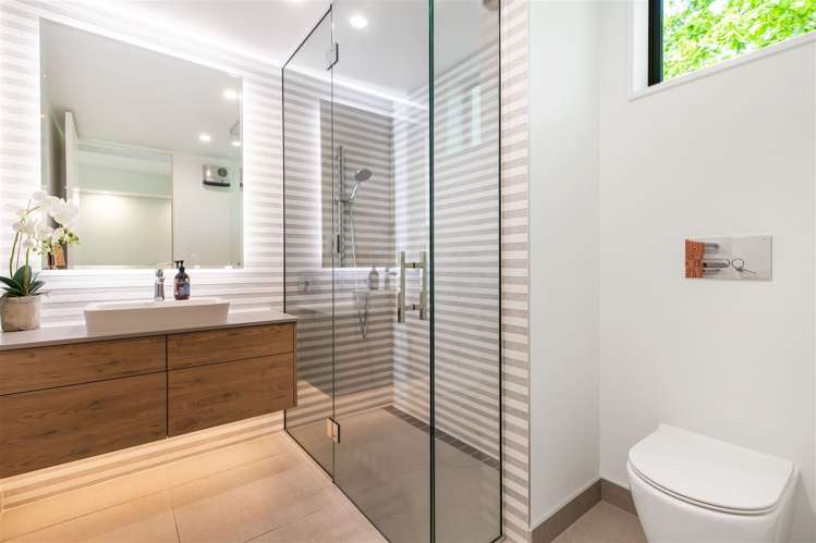 44 Johns Road Belfast_19