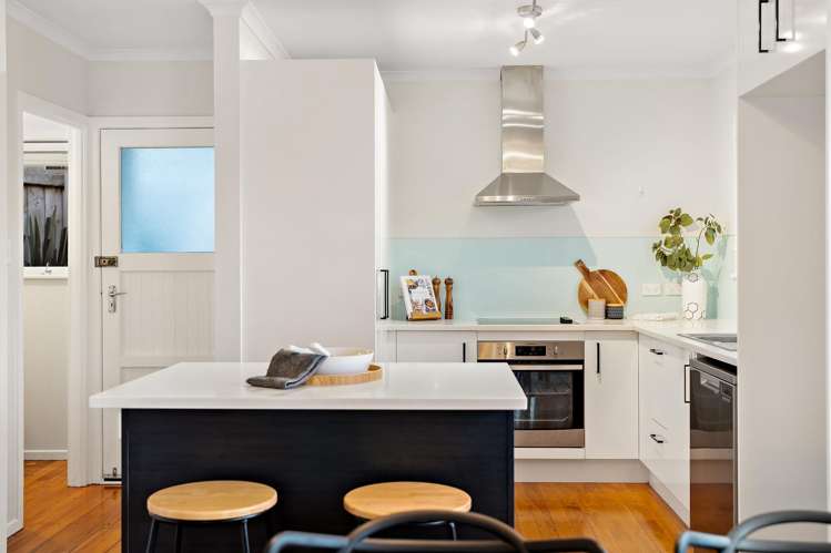 8 Beswick Place Birkdale_10