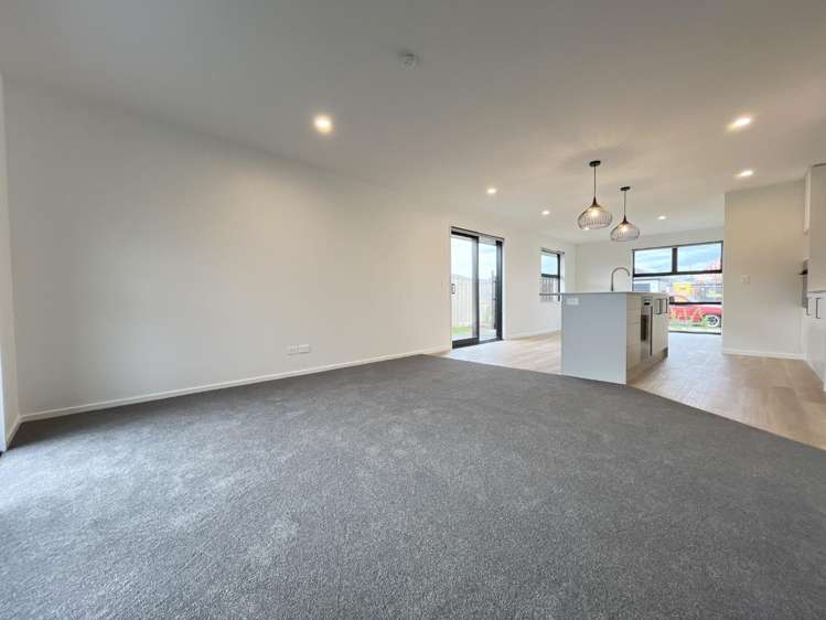 11 Silvergrass Way 11103_5