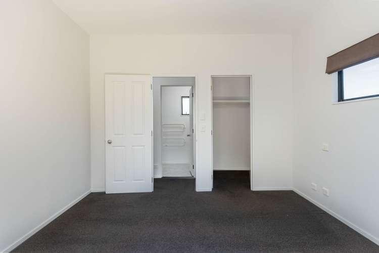 2 Antrim Place Rangatira Park_12