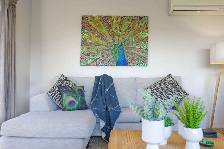 2/77 Harvey Street Waipahihi_4