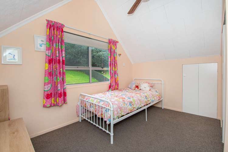 33 Raewyn Street Morningside_5