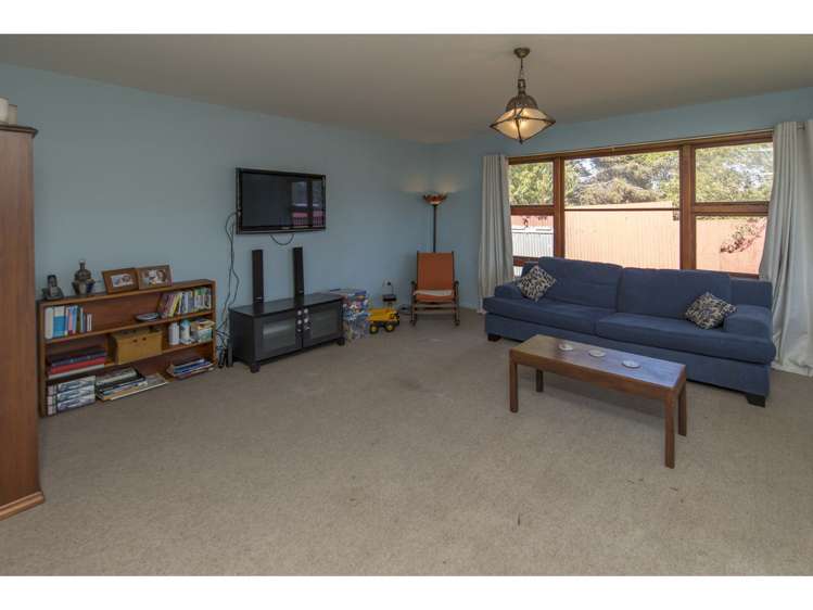 252 Shortland Street Aranui_15