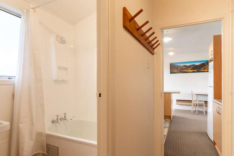 28 Glenbrook Crescent Twizel_11