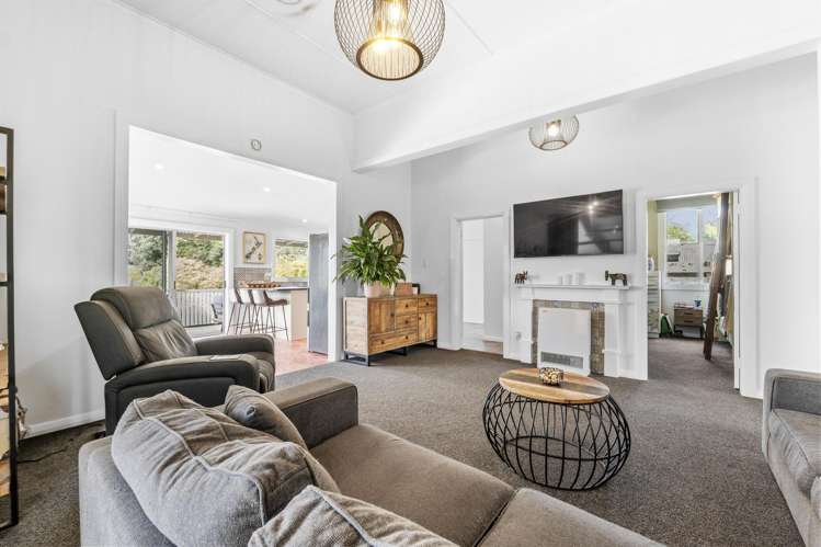 18 Kawei Road Hawera_2