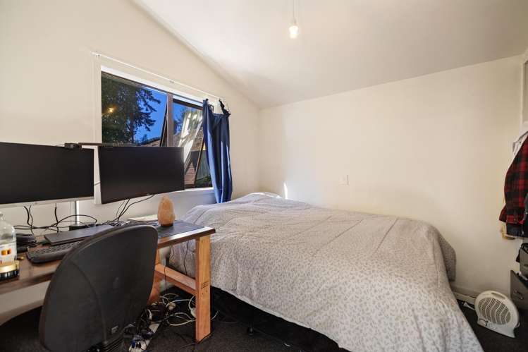 199 & 203 Fernhill Road Fernhill_27