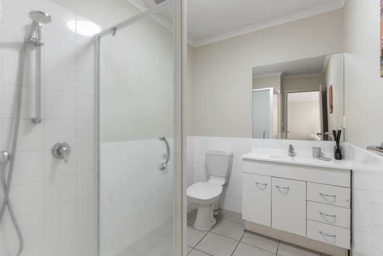 6/55 Verbena Road Birkdale_6