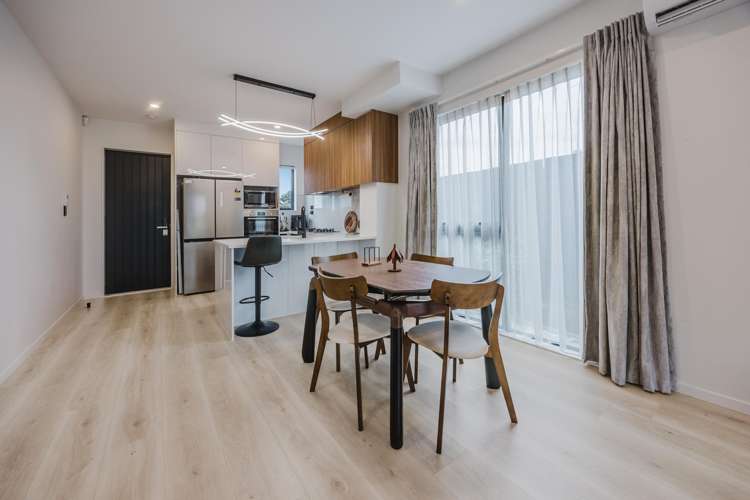 6/50 Allen Street Mangere East_7