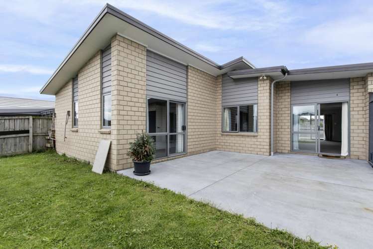 1 McCorquindale Drive 2743_3