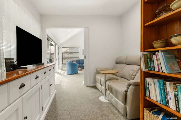 4B Shanley Crescent Waiuku_12