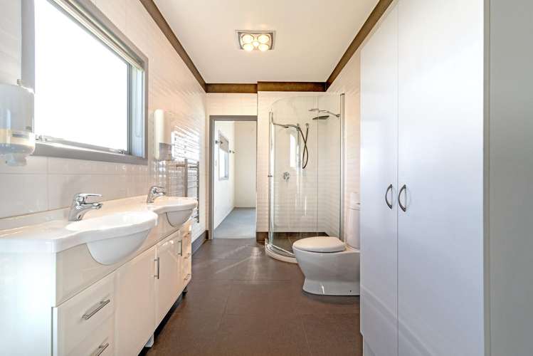 1 Commerce Place Awapuni_6