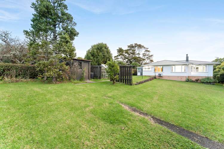 109 Te Atatu Road Te Atatu South_17