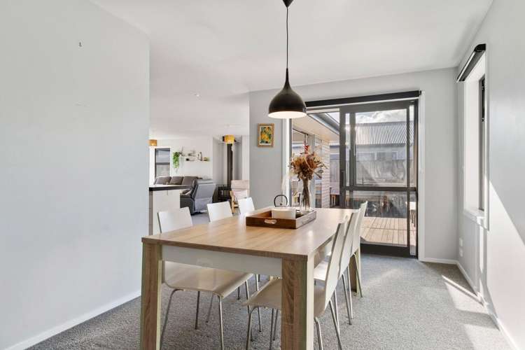 6 Austin Reid Avenue_4