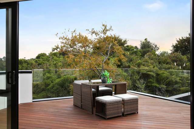 28a Oliver Twist Avenue Mellons Bay_2