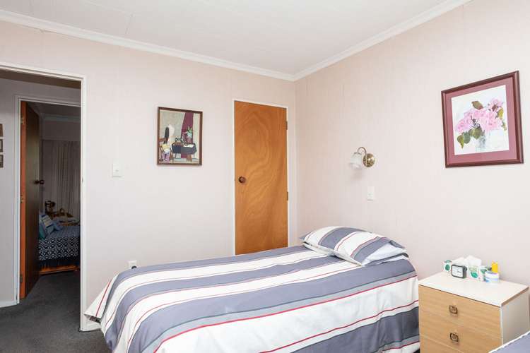 59 Allardice Street Dannevirke_12