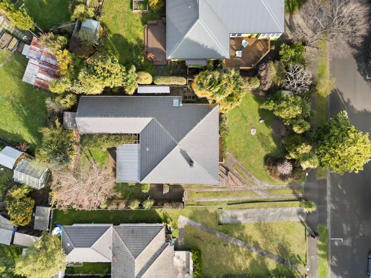 16 Plunket Terrace Hamilton East_18