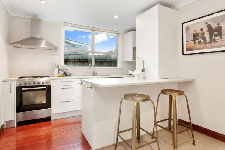 5 Alba Road Epsom_11